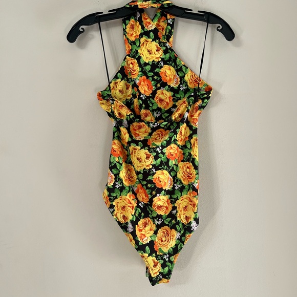 Zara woman’s floral cross Neck bodysuit top - Picture 14 of 16
